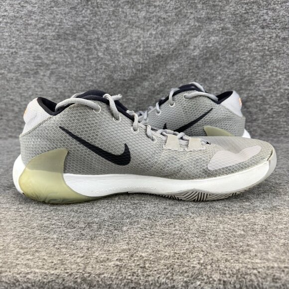 ✅Nike Zoom Freak 1 Sneakers Men’s 10.5 Giannis Basketball Shoes Atmosphere Grey - Picture 9 of 10